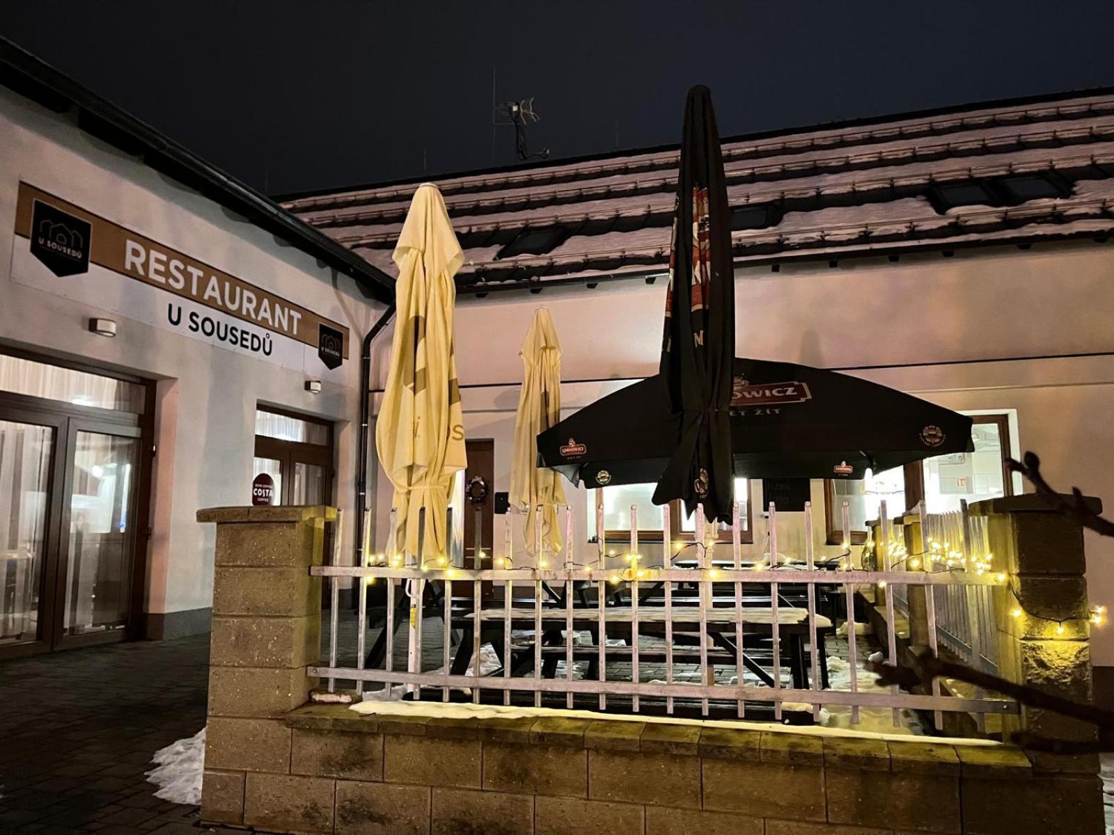 Penzion A Restaurace U Sousedu Strazny Exterior photo